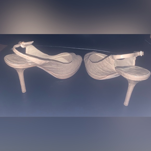 Beige Jimmy Choo Size 36 Slingback Shoes - Picture 6 of 7